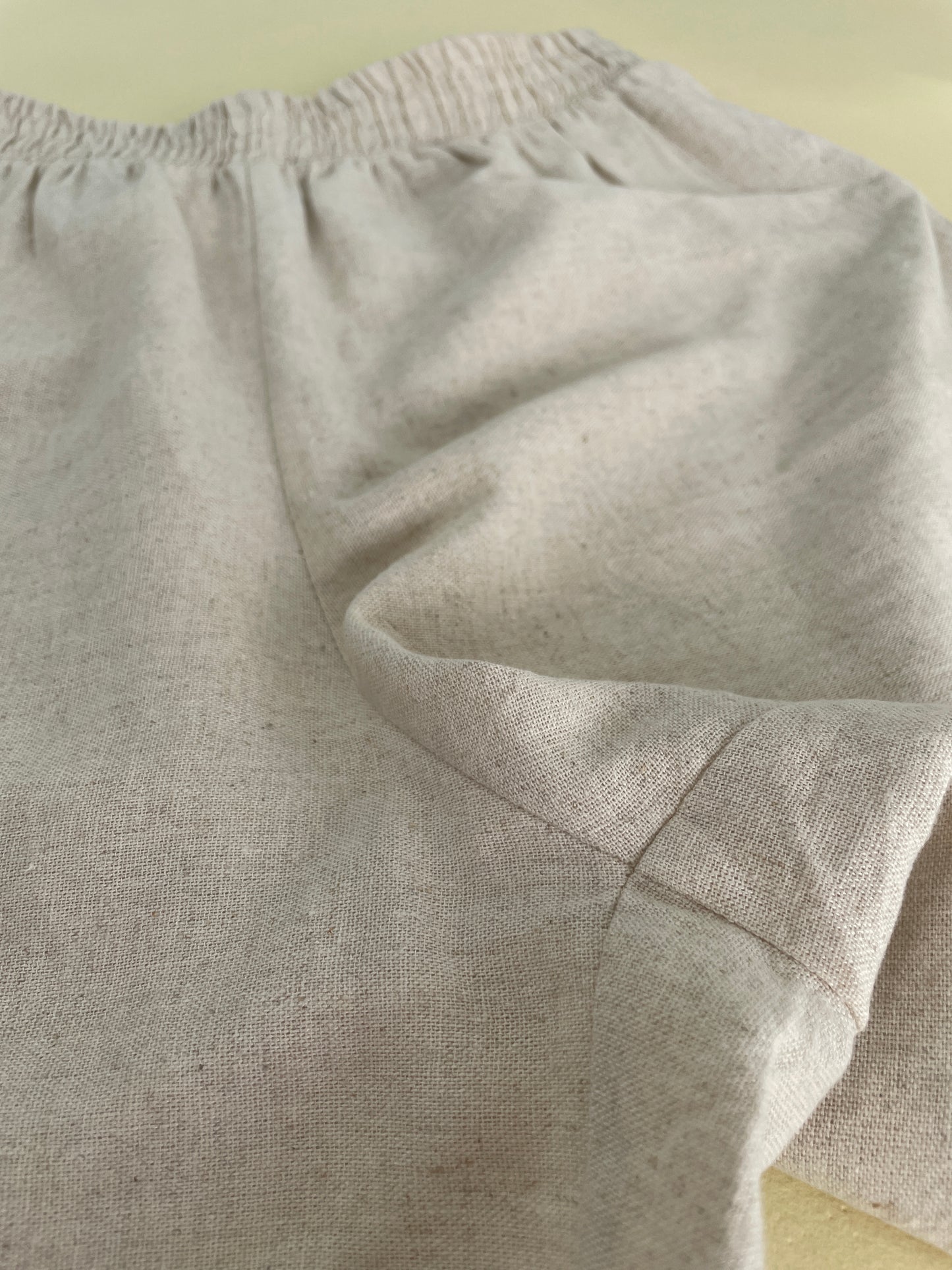 CALÇA E SHORT KAMY - MOLDE COM AULA DE COSTURA NO YOUTUBE